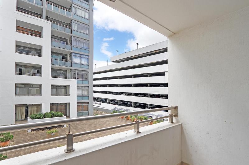 2 Bedroom Property for Sale in Claremont Western Cape